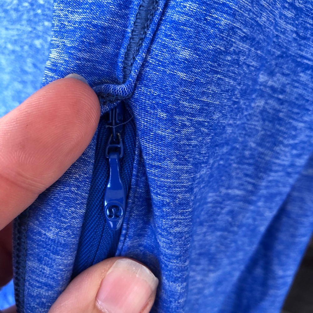 Lululemon Pace Pusher Pullover in Harbor Blue 8 - Picture 13 of 16